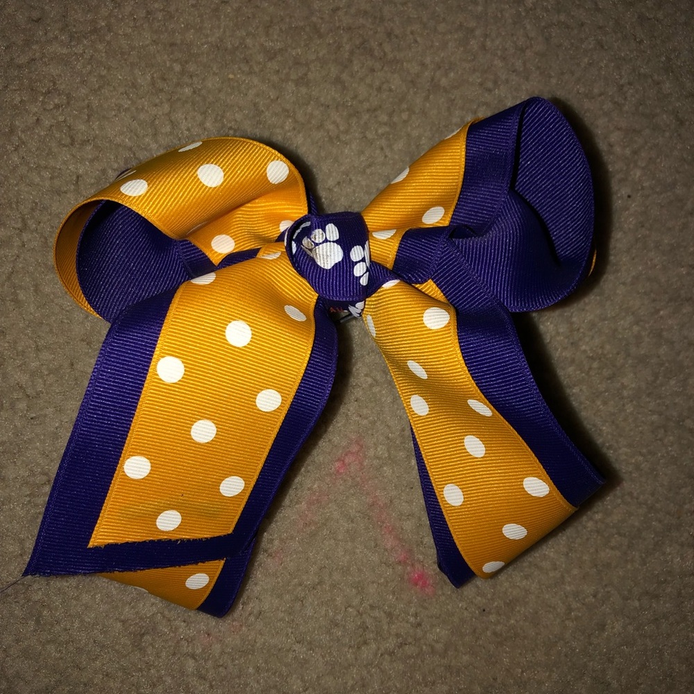 Hair bow